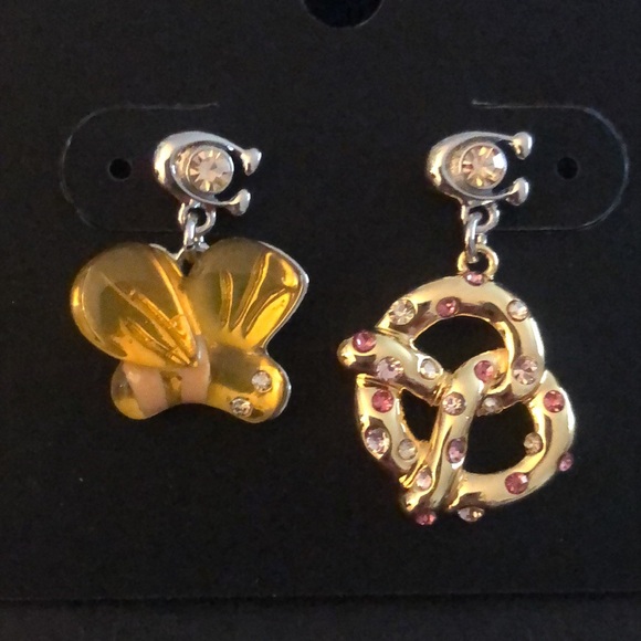 Coach Bumblebee & Pretzel Mismatch Drop Earrings With Signature C & Crystal NWT - Picture 4 of 13